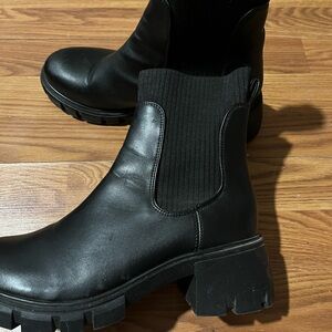 Steve Madden Black Women's Chelsea Boots